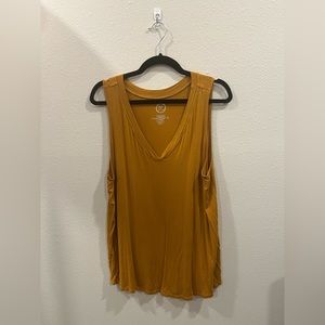 Bundle: Two Maurices V Neck Tanks
